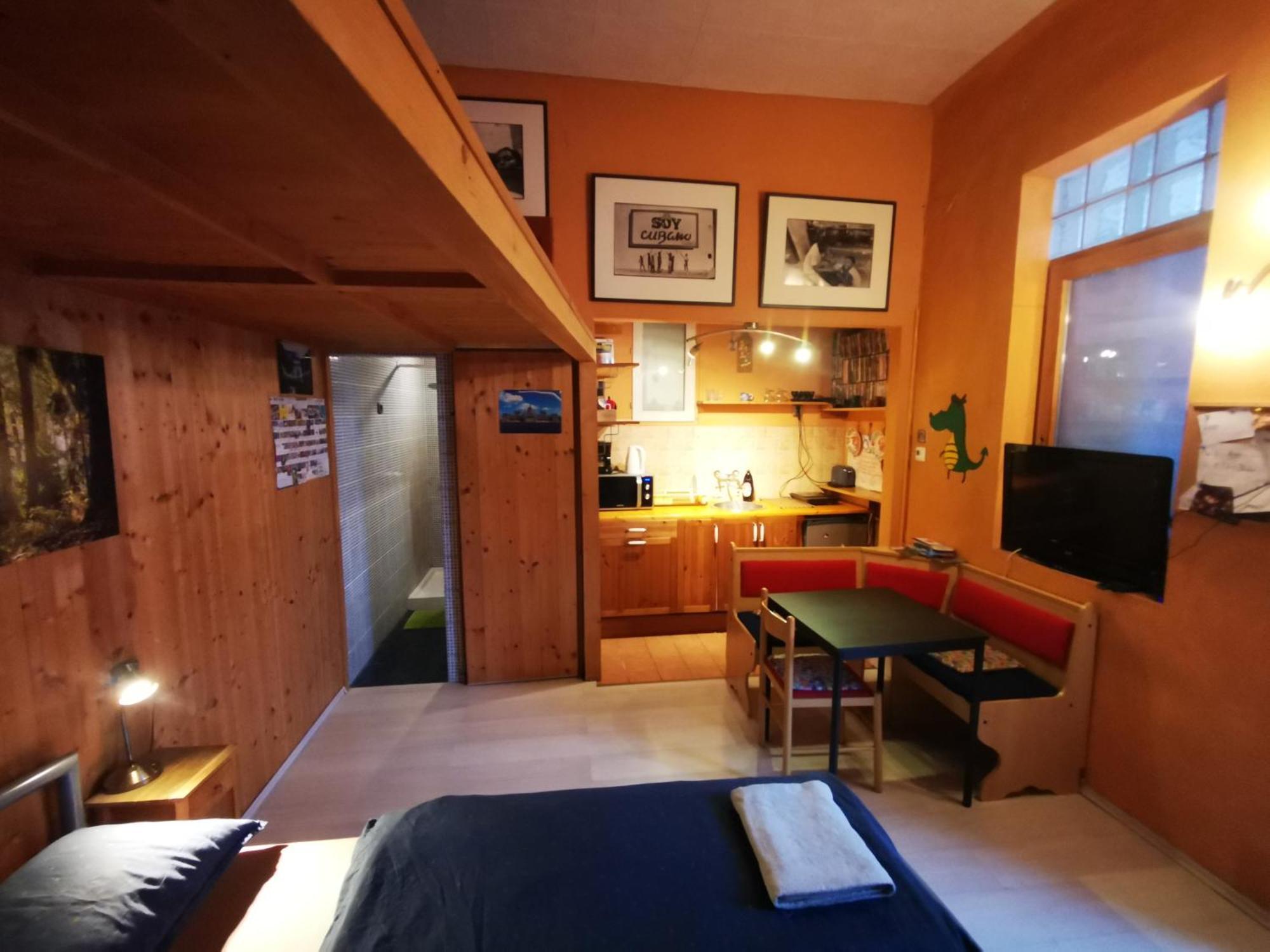 High Sky Apartment Budapest Bagian luar foto